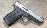 Smith & Wesson - SD40 VE - 40 S&W - 1 of 2