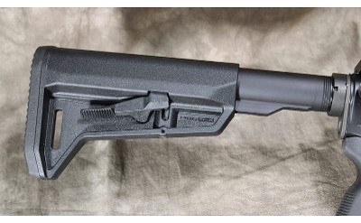 Aero Precision - M4E1 - 5.56 NATO - Image 2 of 8