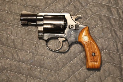 SMITH & WESSON MODEL 36
