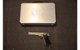 SMITH & WESSON 945-1 - 3 of 3