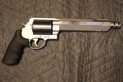 SMITH & WESSON 460 PERFORMANCE CENTER