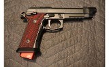 BERETTA 92 - 2 of 3