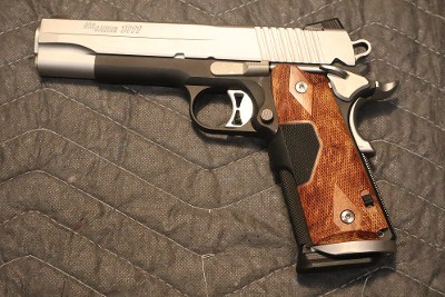 SIG SAUER 1911 - Image 1 of 2