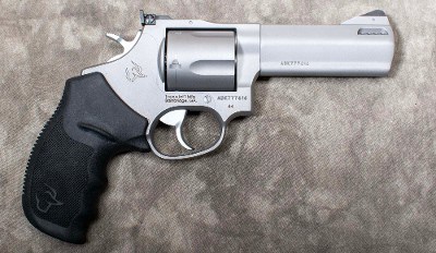 TAURUS ~ TRACKER 44 ~ .44 REM MAGNUM - Image 1 of 3