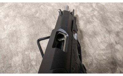 FNH ~ FIVE SEVEN ~ 5.7X28MM NATO - Image 6 of 6