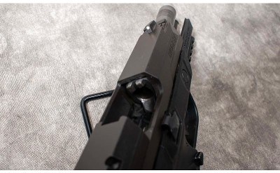 RUGER ~ AMERICAN PISTOL ~ 9MM LUGER - Image 3 of 5