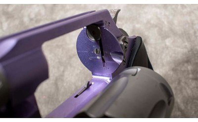 CHARTER ARMS ~ THE LAVENDER LADY ~ .38 SPECIAL - Image 6 of 6