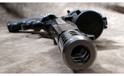 SMITH & WESSON ~ 629-7 ~ .44 MAGNUM - Image 7 of 8