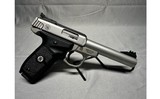 Smith & Wesson SW22 Victory .22 LR - 4 of 6
