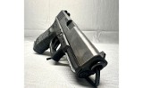 Glock 19 Gen 4 9mm - 2 of 4 Glock 19 Gen 4 9mm - 2 of 4