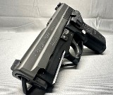 Sig Sauer P229 .40 S&W