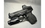 Smith & Wesson M&P9 M2.0 9mm - 3 of 4