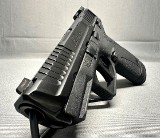 Smith & Wesson M&P Shield X 9mm