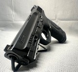 Smith & Wesson M&P9 M2.0 9mm