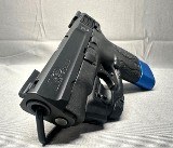 Smith & Wesson M&P Shield 9mm - 1 of 4