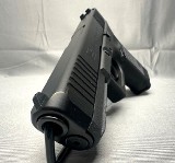 Glock 17 Gen 5 9mm - 1 of 4
