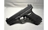 Glock 22 .40 S&W - 3 of 5