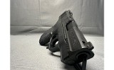 Smith & Wesson M&P Shield M2.0 9mm - 2 of 4