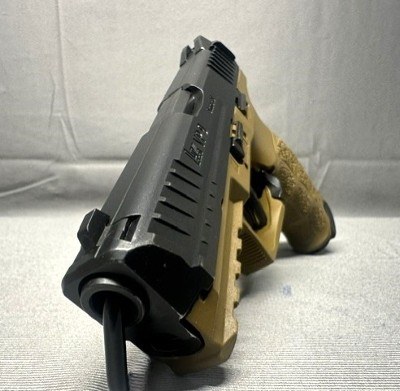 HK VP9 9mm - Image 1 of 4