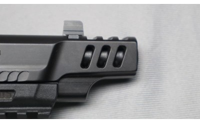 Smith & Wesson ~ M&P10mm Performance Center ~ 10mm Auto - Image 2 of 5