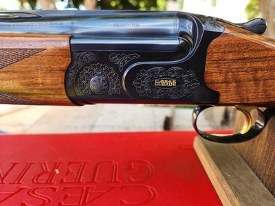 Caesar Guerini Summit 12 Gauge 32 Inch Little Used - Image 1 of 15