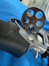 PERFORMANCE CENTER MODEL 500 W/ 1.5-4 BURRIS - 9 of 13