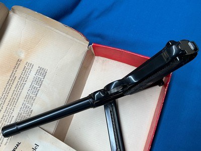 Ruger MK I , 22lr PISTOL Original Box and Manual - Image 4 of 7
