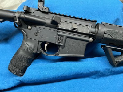Springfield Armory Saint Rifle - Image 10 of 14
