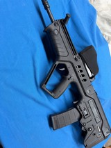 IWI TAVOR SAR 5.56 with Mepro 21M reflex sight, Cleaning Kit pouch w/contents unused, 1 magpul magazine - Image 2 of 12