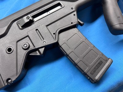 IWI TAVOR SAR 5.56 with Mepro 21M reflex sight, Cleaning Kit pouch w/contents unused, 1 magpul magazine - Image 5 of 12
