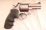 S&W 629-2 44 MAG 3 Inch Smooth Cylinder Hunter - 2 of 6