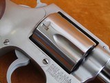 Smith & Wesson Model 60 Chiefs Special - 3 of 15