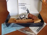 Smith & Wesson Model 631 32 H&R Magnum 1 of 190 complete with box...accessories - 14 of 15