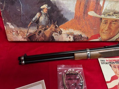 Winchester 1894 John Wayne NOS - Image 11 of 15