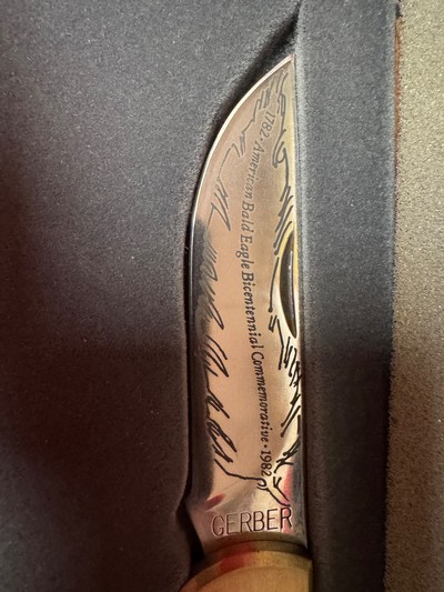 Winchester 94 “GOLD” American Bald Eagle and matching Knife set - Image 14 of 18