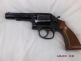 Smith & Wesson Model 13 Military & Police - 1 of 15
