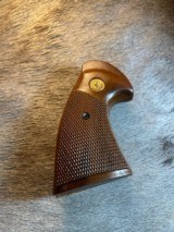 Vintage factory Colt python presentation grips