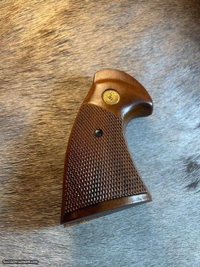 Vintage factory Colt python presentation grips