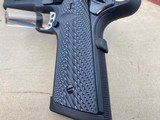 Colt Custom Shop Special Combat 1911 45 ACP - 4 of 14