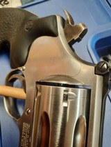 Smith & Wesson Model 629-6 Mountain Gun 44MAG - 5 of 9