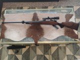 Weatherby Mark V Deluxe .416 Weatherby Mag - 2 of 13
