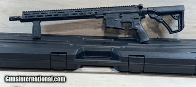 Daniel Defense DDM4 V7 5.56x45mm NATO 16in 30+1 Black Hard Coat Anodize