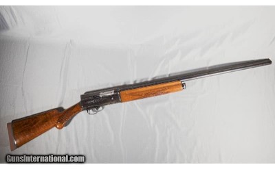 Browning ~ Auto-5 Light Twelve ~ 12 Gauge