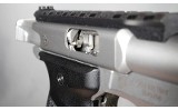 Smith & Wesson ~ SW22 Victory ~ .22 Long Rifle - 4 of 5