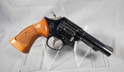 Smith & Wesson ~ Model 10-6 ~ .38 Special