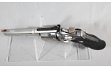Smith & Wesson ~ Model 629-4 Classic ~ .44 Remington Magnum - 3 of 5
