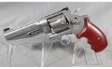 Smith & Wesson ~ Performance Center Model 627-5 ~ .357 Magnum - 2 of 6