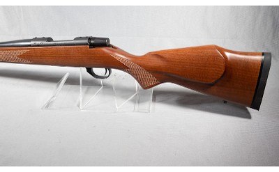Weatherby ~ Vanguard ~ .22-250 Remington - Image 5 of 11