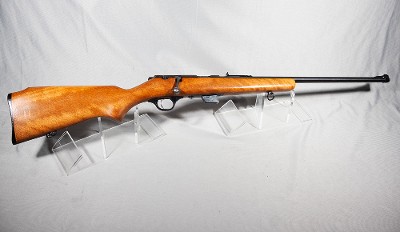 Glenfield ~ Model 25 ~ .22 Short / Long / Long rifle - Image 1 of 11