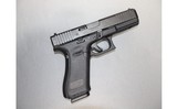 Glock ~ 22 Gen 5 ~ .40 S&W - 1 of 2